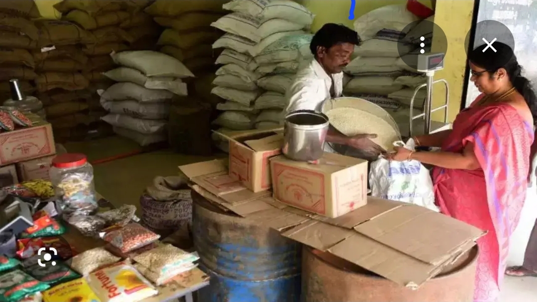 पुणे जिल्ह्यातील दहा दुष्काळग्रस्त तालुक्यांत पात्र लाभार्थ्यांना मोफत अन्नधान्य