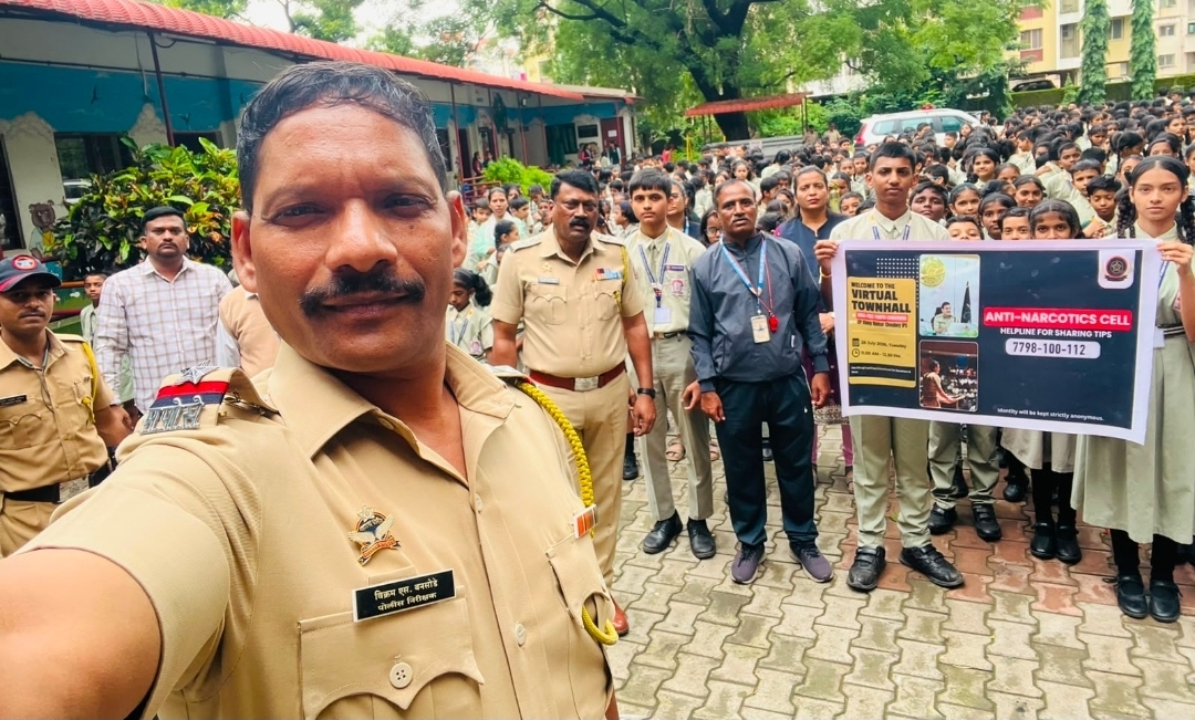 विकासनगरमधील विझ्डम शाळेत ड्रग्स व त्याचे दुष्परिणाम याविषयी मार्गदर्शन