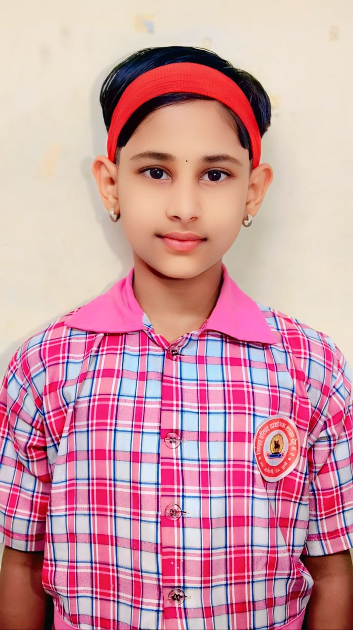 जिल्हा परिषद शाळेतील खुशी कांबळे संगीता मुंडे आणि स्वरा ढवळे शिष्यवृत्ती परीक्षेत यशस्वी