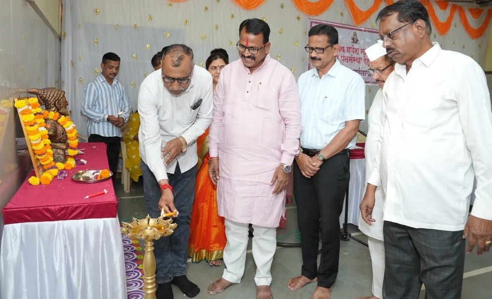 नागरिकांच्या आर्थिक विकासासाठी पतसंस्था एक चांगले माध्यम -  विशेष सहकार अधिकारी विलास लिंबळे