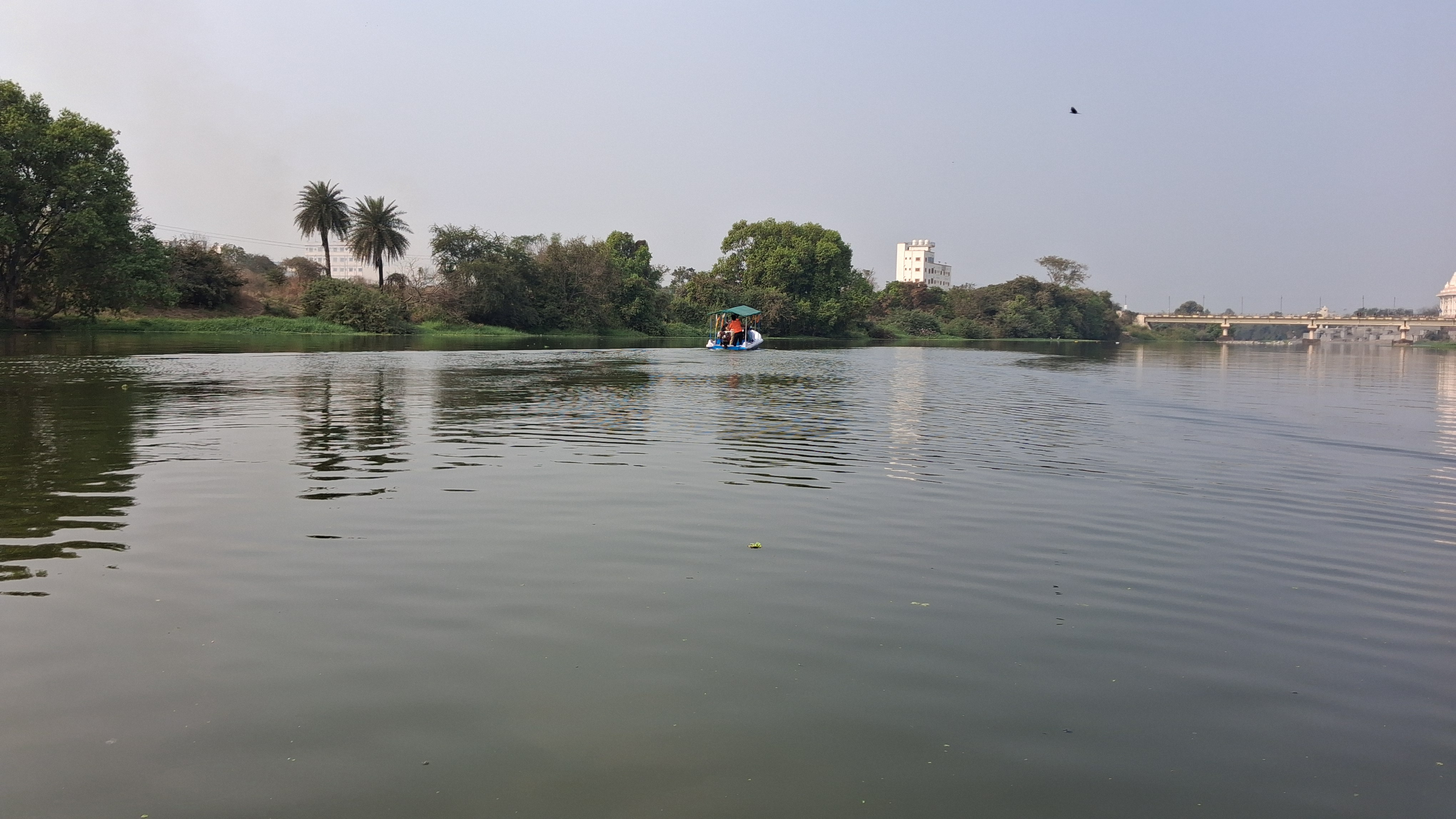 देहू इंद्रायणी नदीत बुडून वेटरचा  मृत्यू