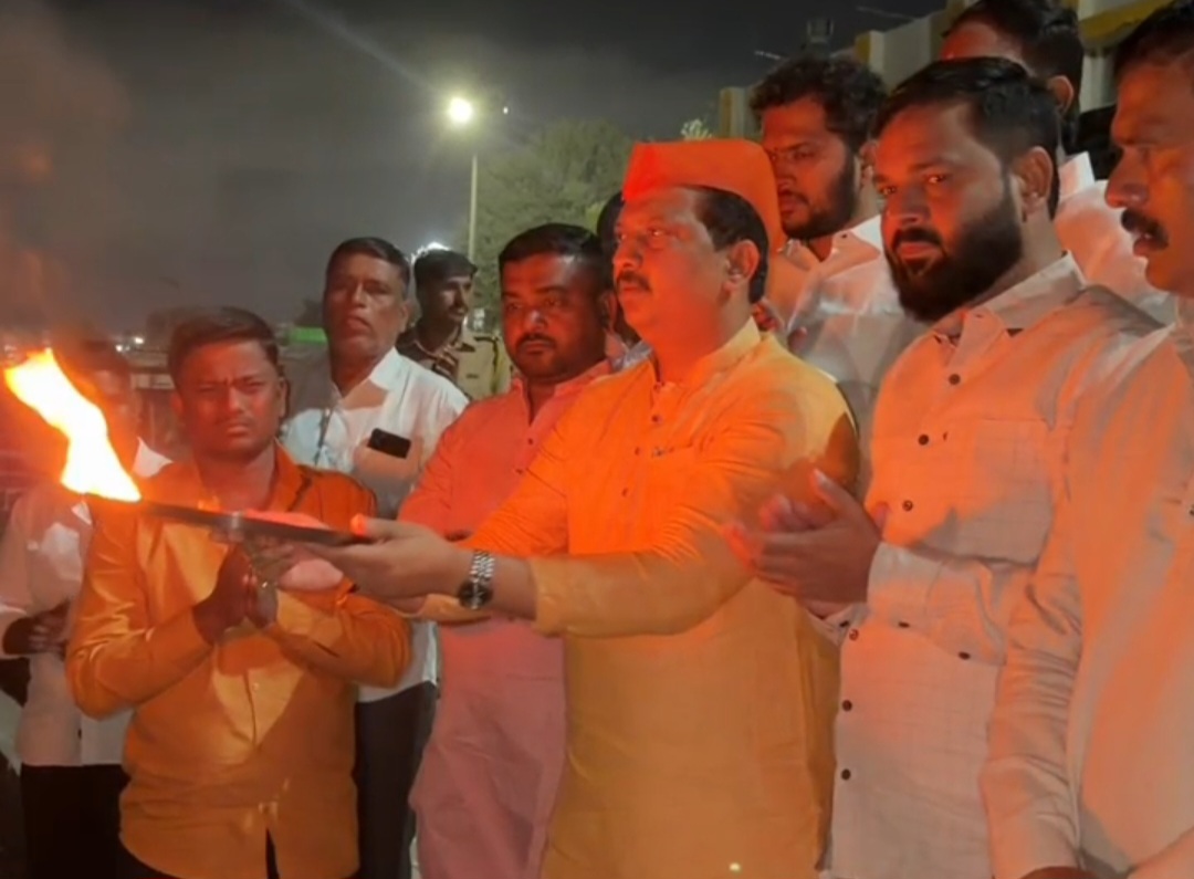 देहू व देहूरोड  पंतप्रधान नरेंद्र मोदी वाढदिवसानिमित्त दीपोत्सव, भजन आणि अभिनंदन कार्यक्रम संपन्न