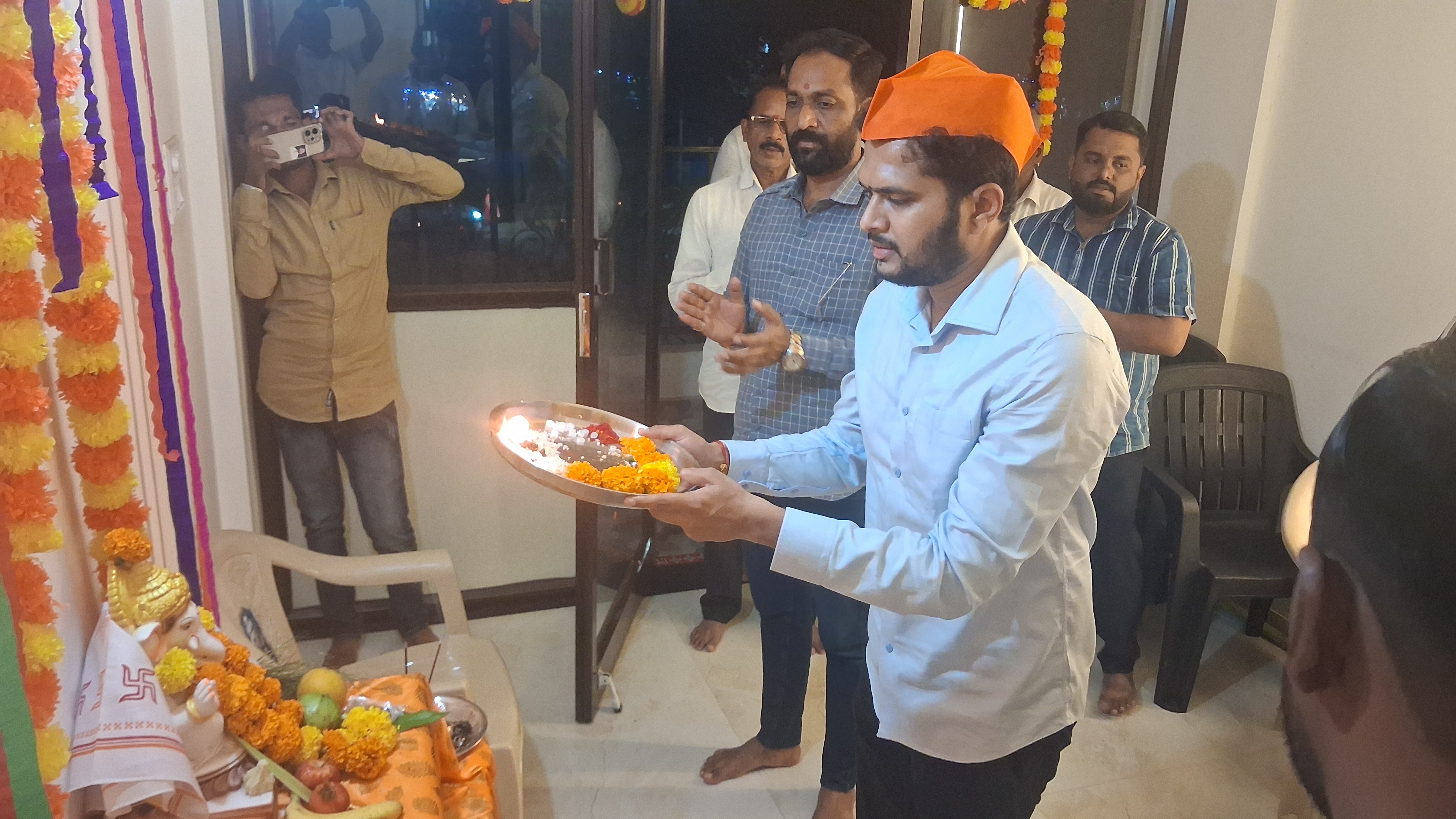 सण आणि उत्सवामुळे समाज एकत्र- पोलीस उपनिरीक्षक सावनकुमार वाघमारे