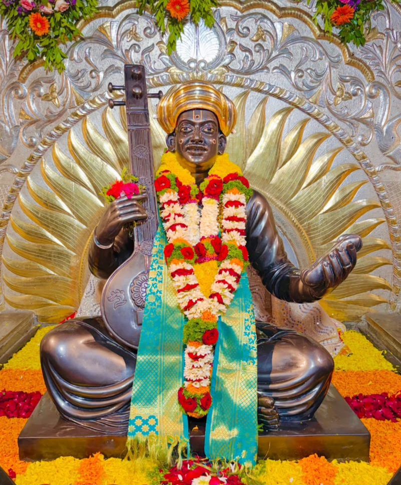 देहू संत तुकाराम महाराज संस्थान च्या वतीने नित्य महापूजा संपन्न