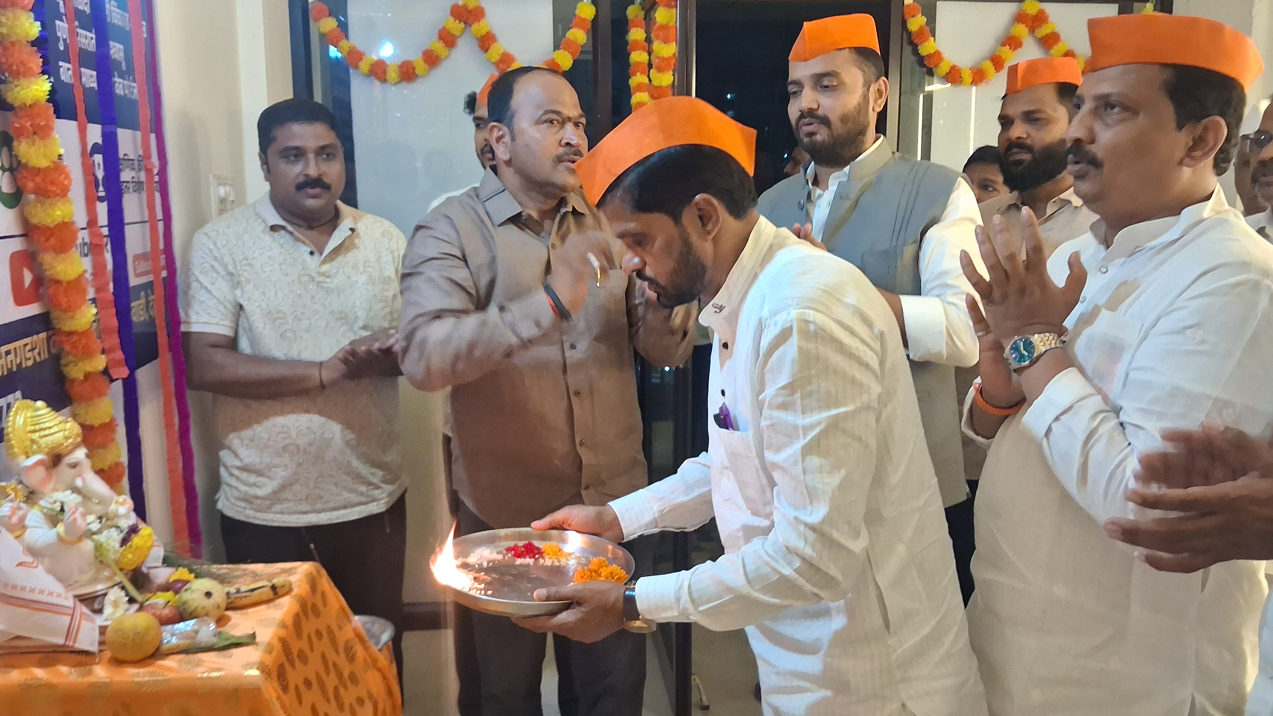 नाठाळाचे माथी हाणू काठी, हे  लेखणीतून दाखवावे- रणजीत काकडे