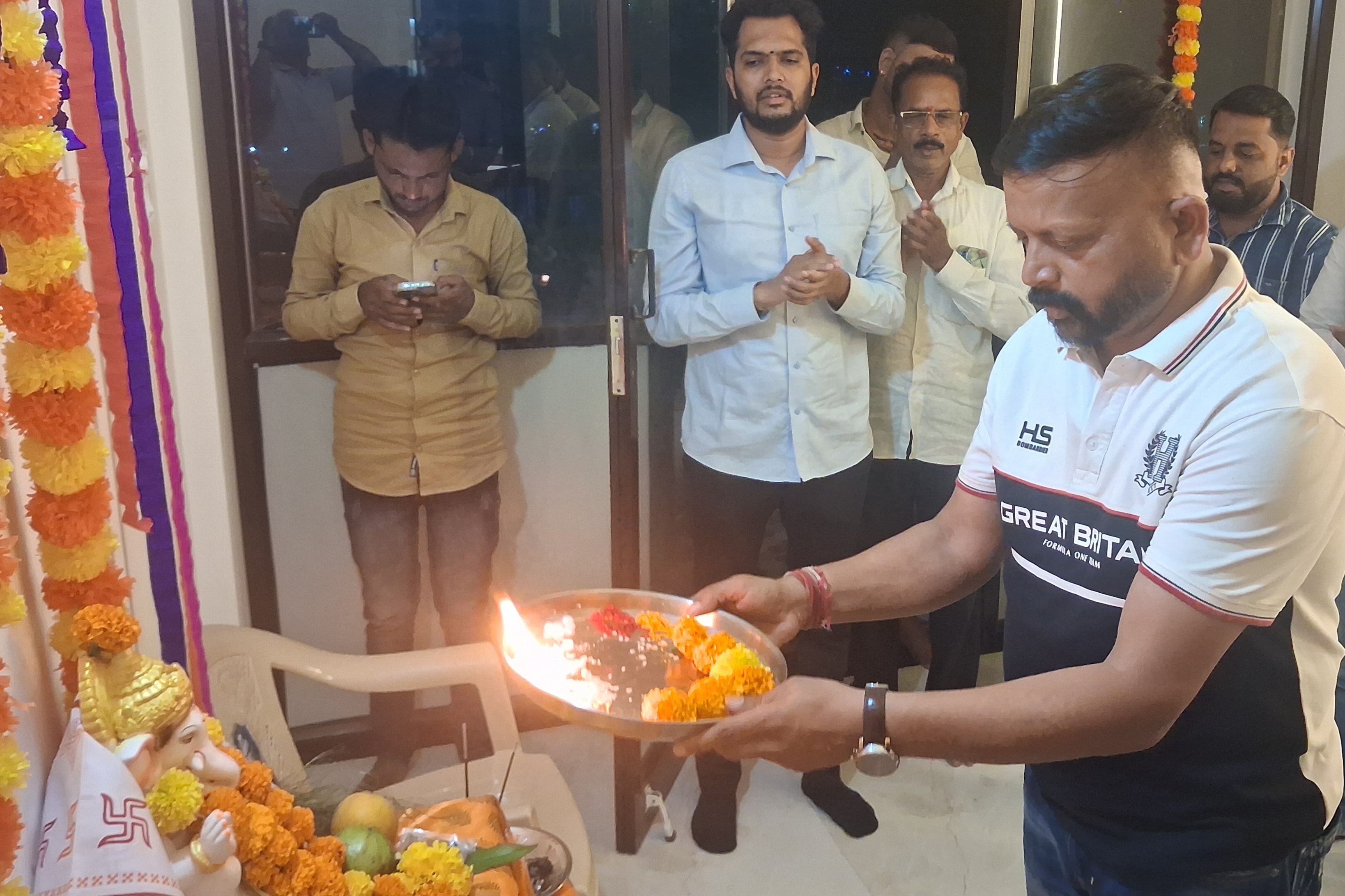 सण आणि उत्सवामुळे समाज एकत्र- पोलीस उपनिरीक्षक सावनकुमार वाघमारे