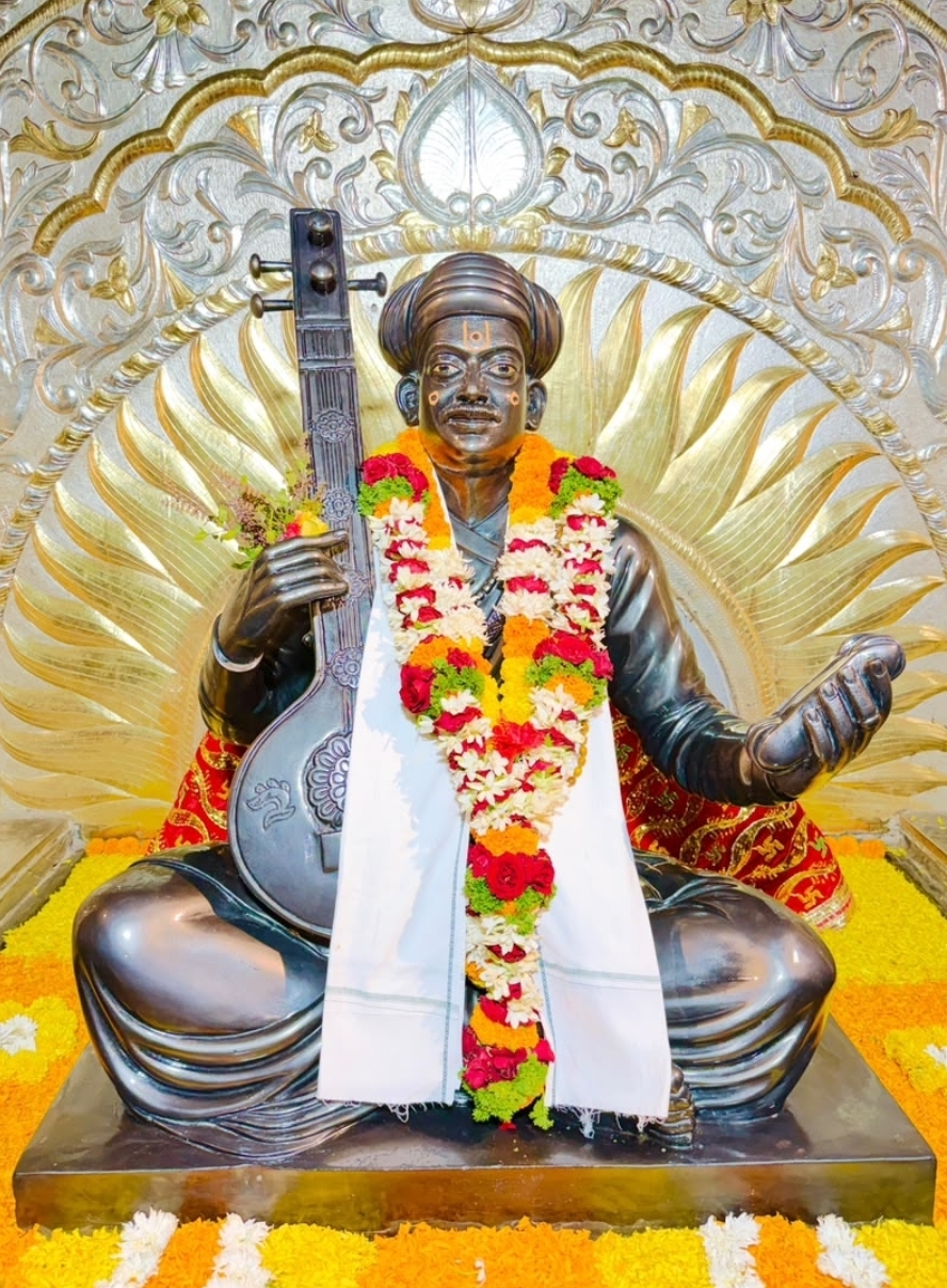 देहू संत तुकाराम महाराज संस्थान च्या वतीने नित्य महापूजा संपन्न