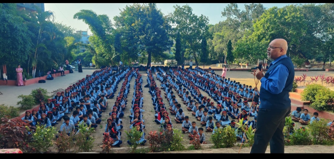 श्री शिवाजी विद्यालयात ‘जंक फूडचे दुष्परिणाम’ विषयावर व्याख्यान