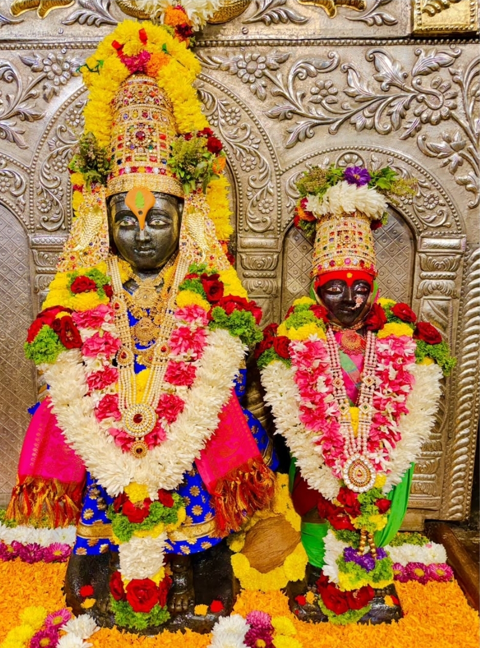 देहू संत तुकाराम महाराज संस्थान च्या वतीने नित्य महापूजा संपन्न